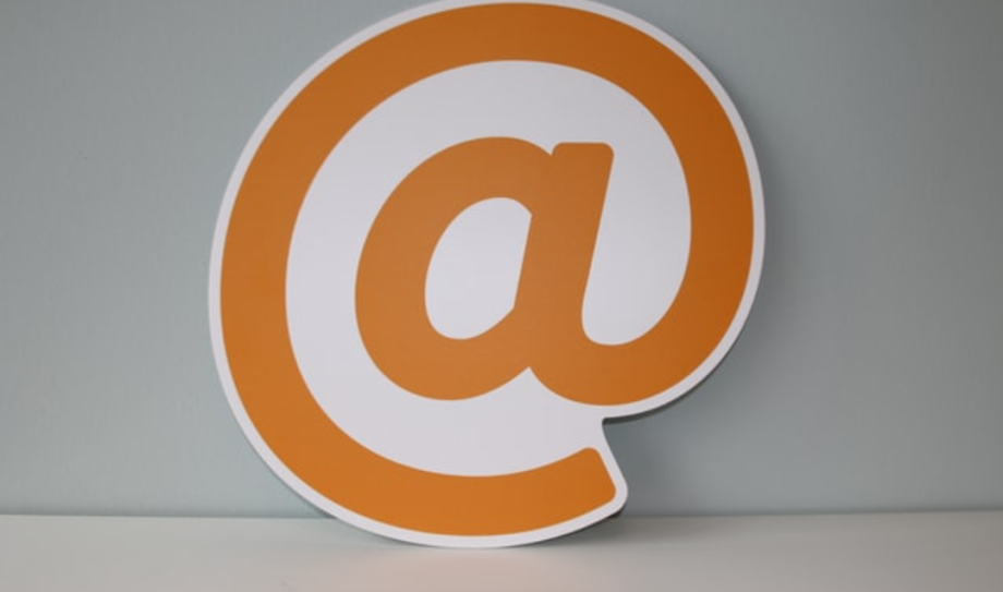 Hoe je iemand snel toegang geeft tot je mail